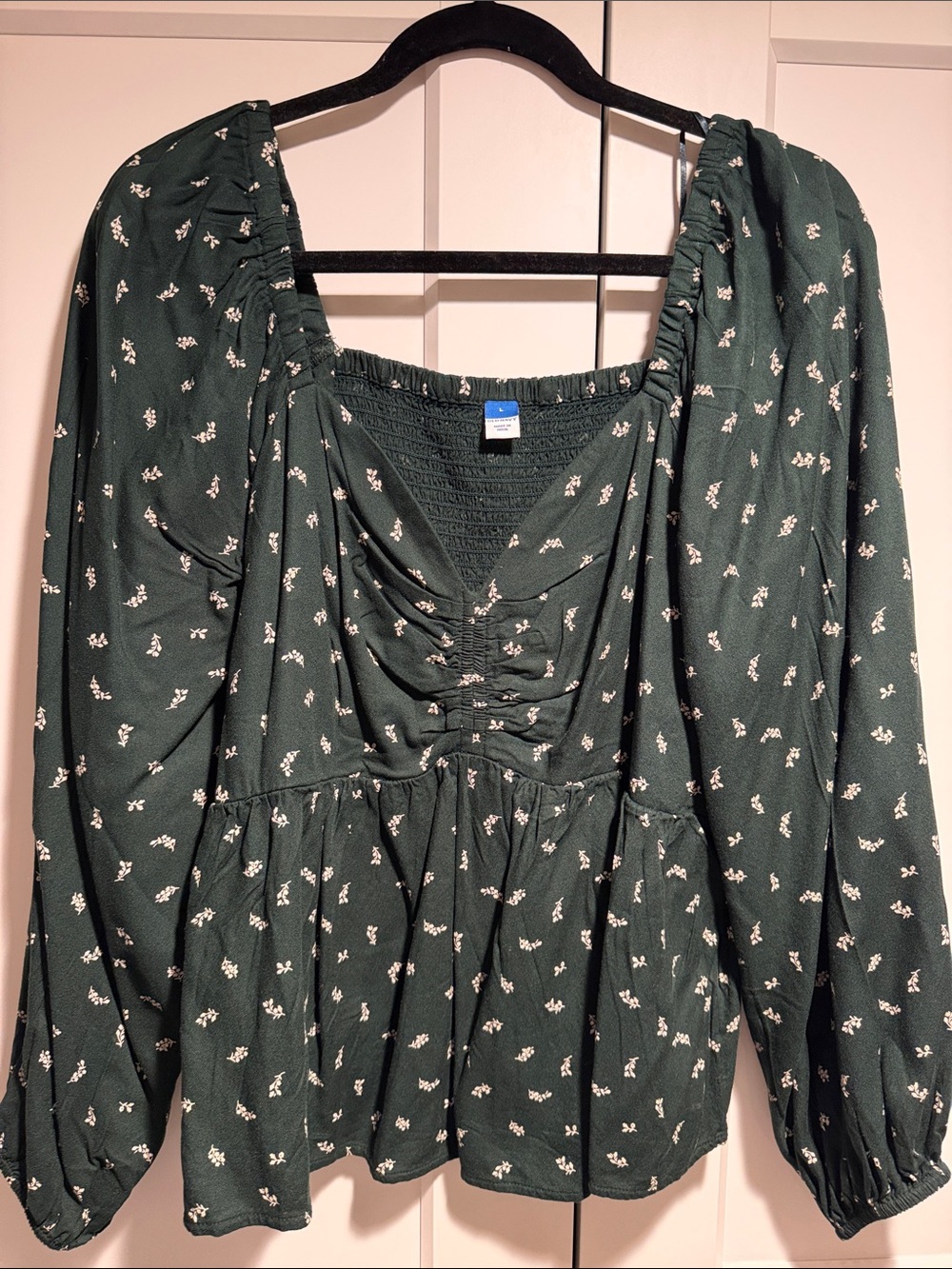 Old Navy Dark Green Floral Long Sleeve Peasant Blouse